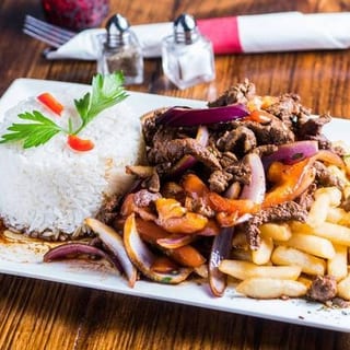Lomo Saltado